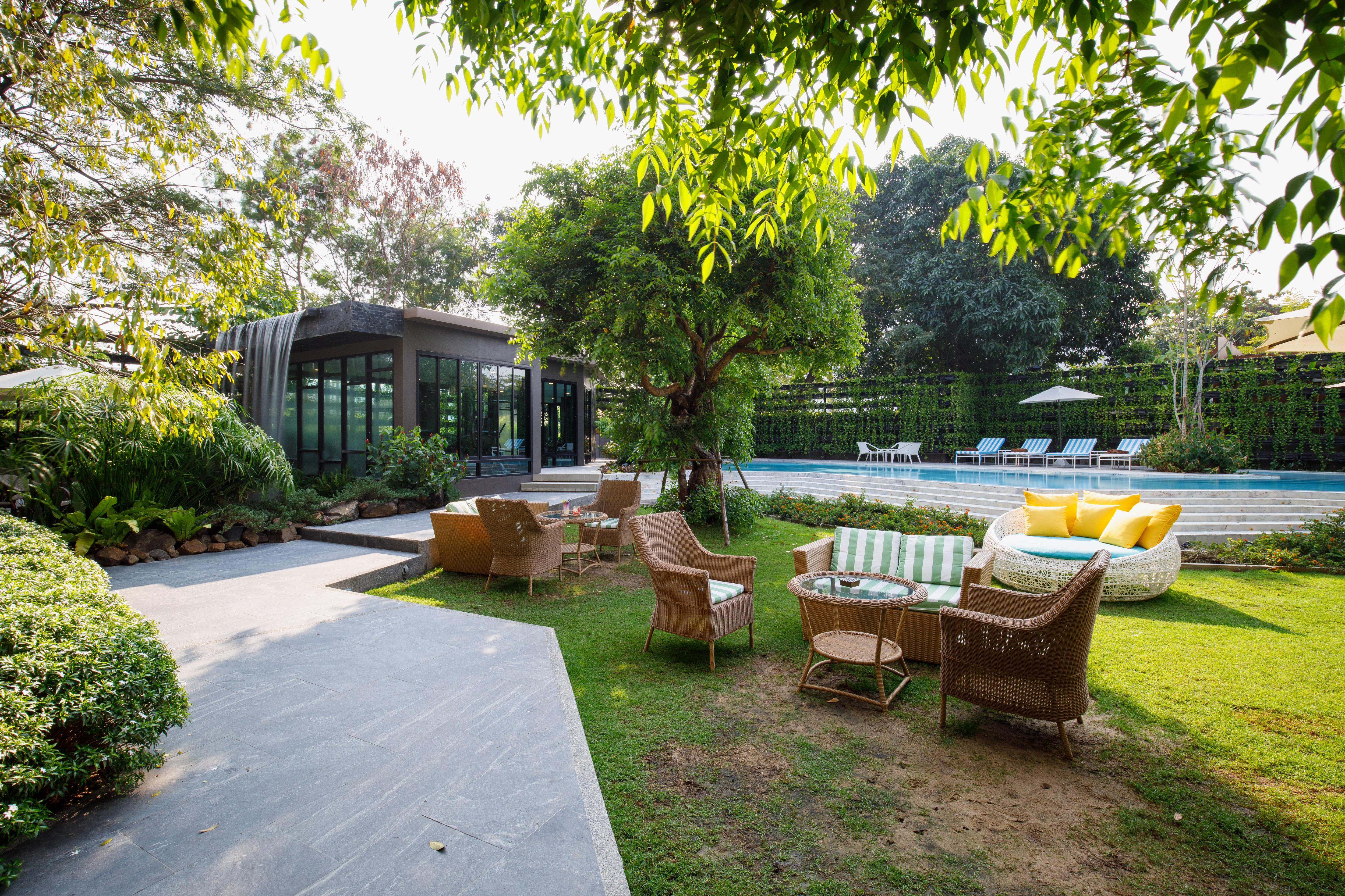 Parc Borough City Resort -Sha Extra Plus Чиангмай Экстерьер фото