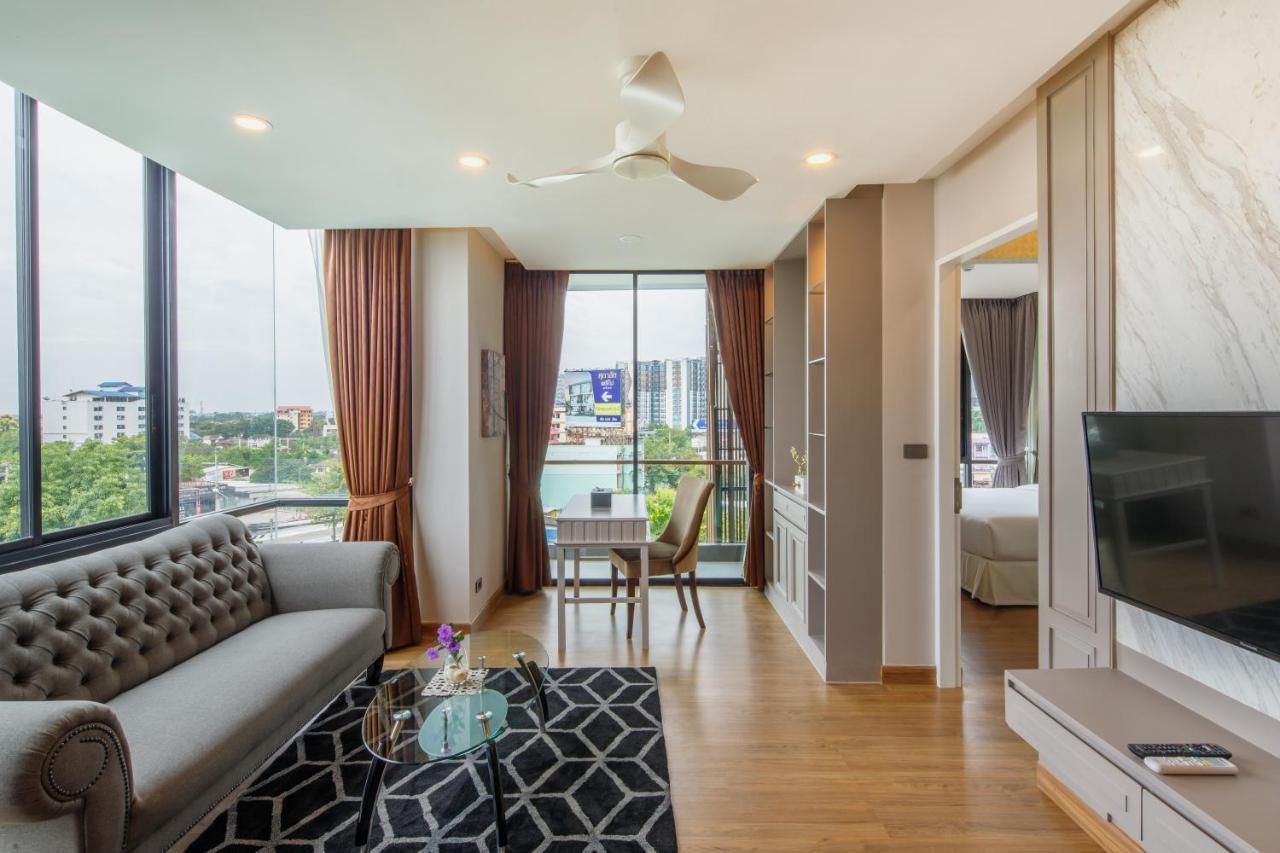 Parc Borough City Resort -Sha Extra Plus Чиангмай Экстерьер фото