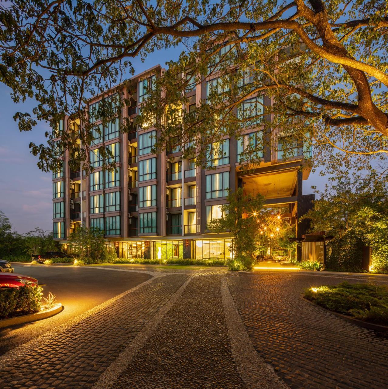 Parc Borough City Resort -Sha Extra Plus Чиангмай Экстерьер фото