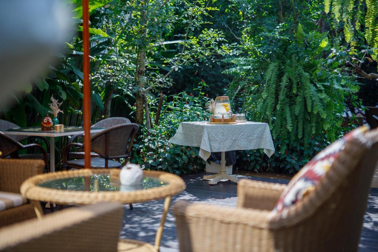 Parc Borough City Resort -Sha Extra Plus Чиангмай Экстерьер фото